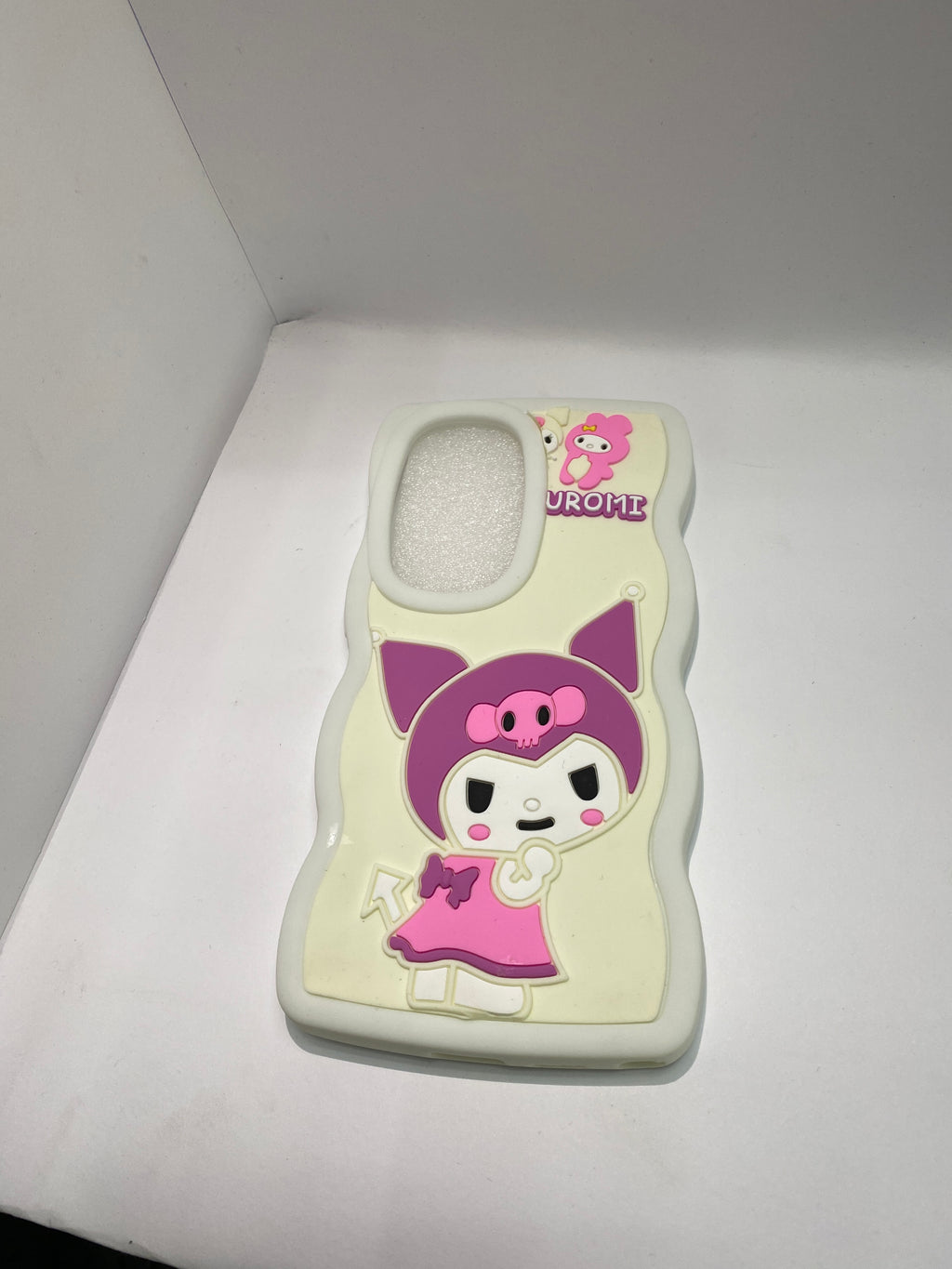 جراب سامسونج ابيض كيوت ابيض S24 Ultra