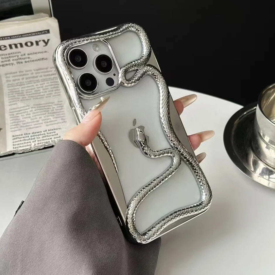Fashion Snake Pattern Case For iPhone 16 Pro Max 15 14 Pro Luxry Plating Hollow Out Cover For iPhone 13 12 11 Transparent Cover